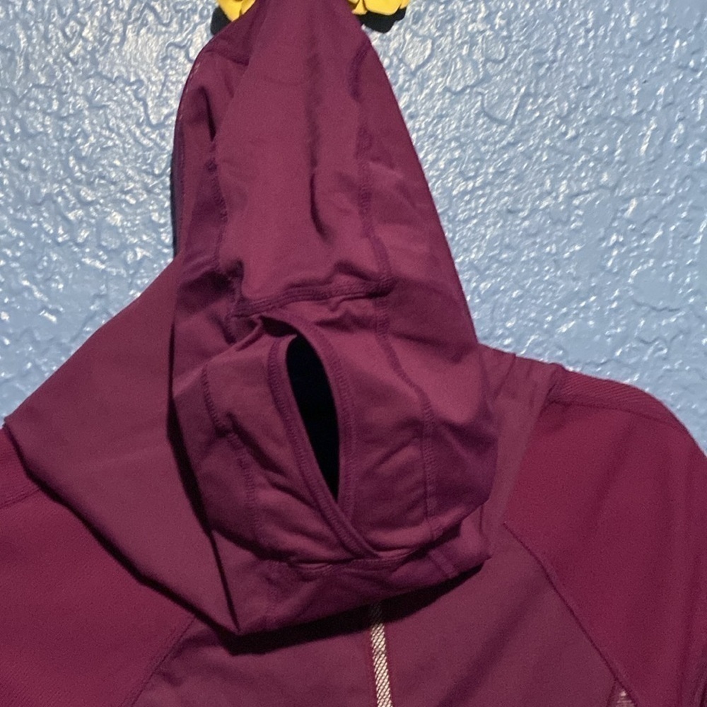 Lululemon Dewberry Purple Run For Your Life Pullover Athletic Hoodie women's - Picture 7 of 8